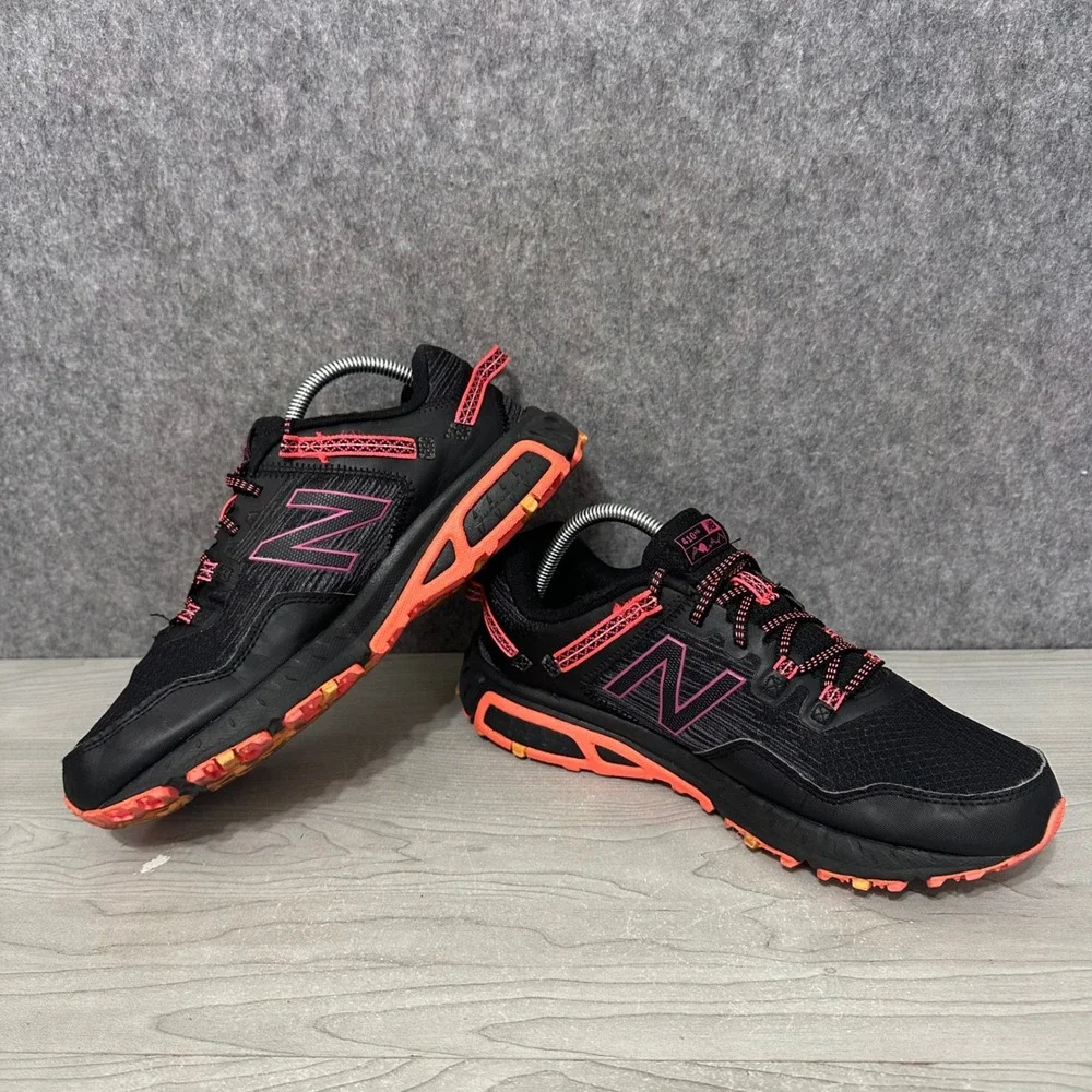New Balance 410v6 Trail Running Shoes Womens Size 10 Black Pink All Terrain Mesh